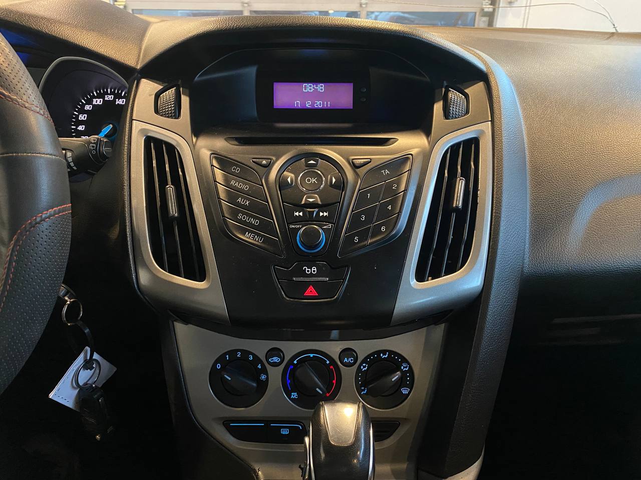 FORD FOCUS