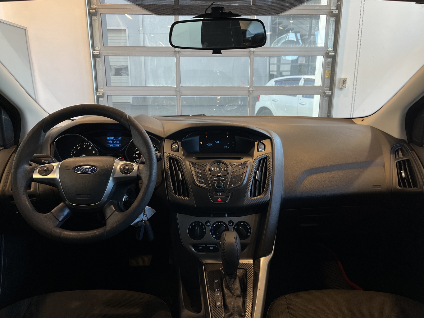 FORD FOCUS