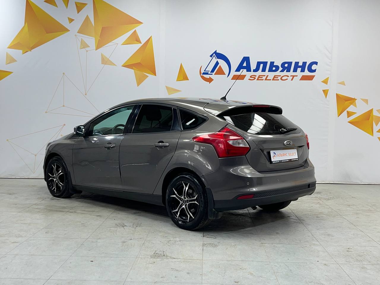 FORD FOCUS