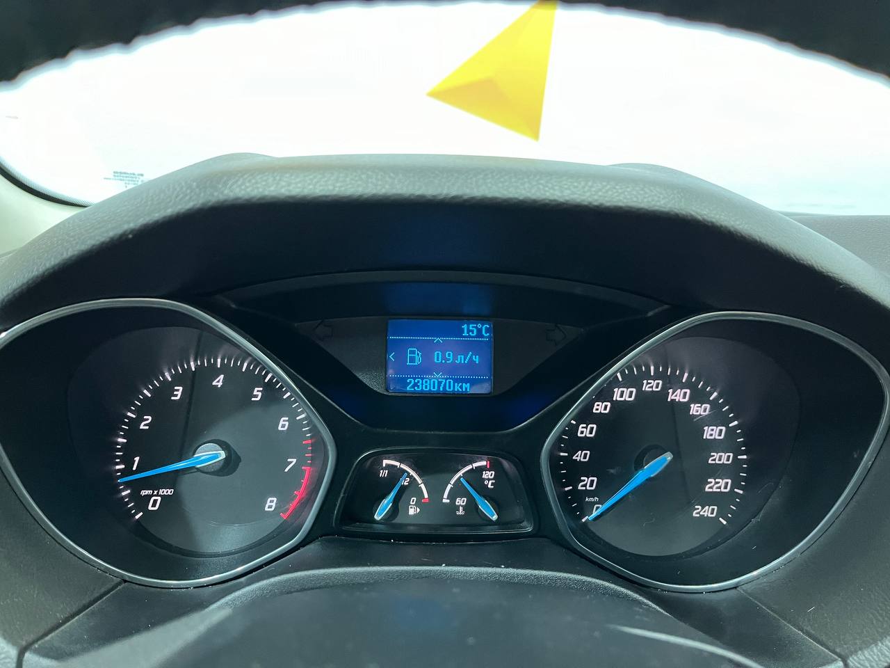 FORD FOCUS