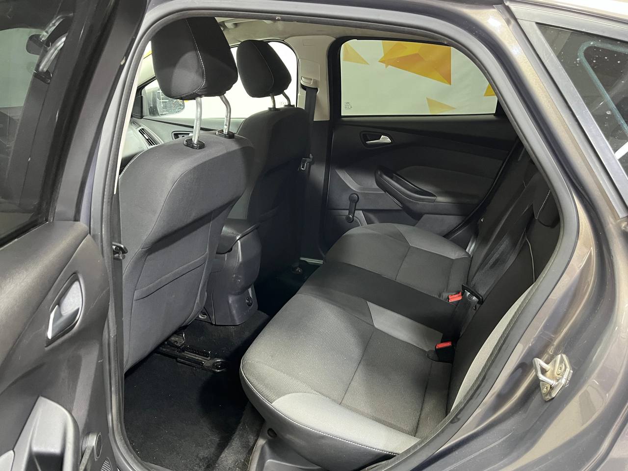 FORD FOCUS