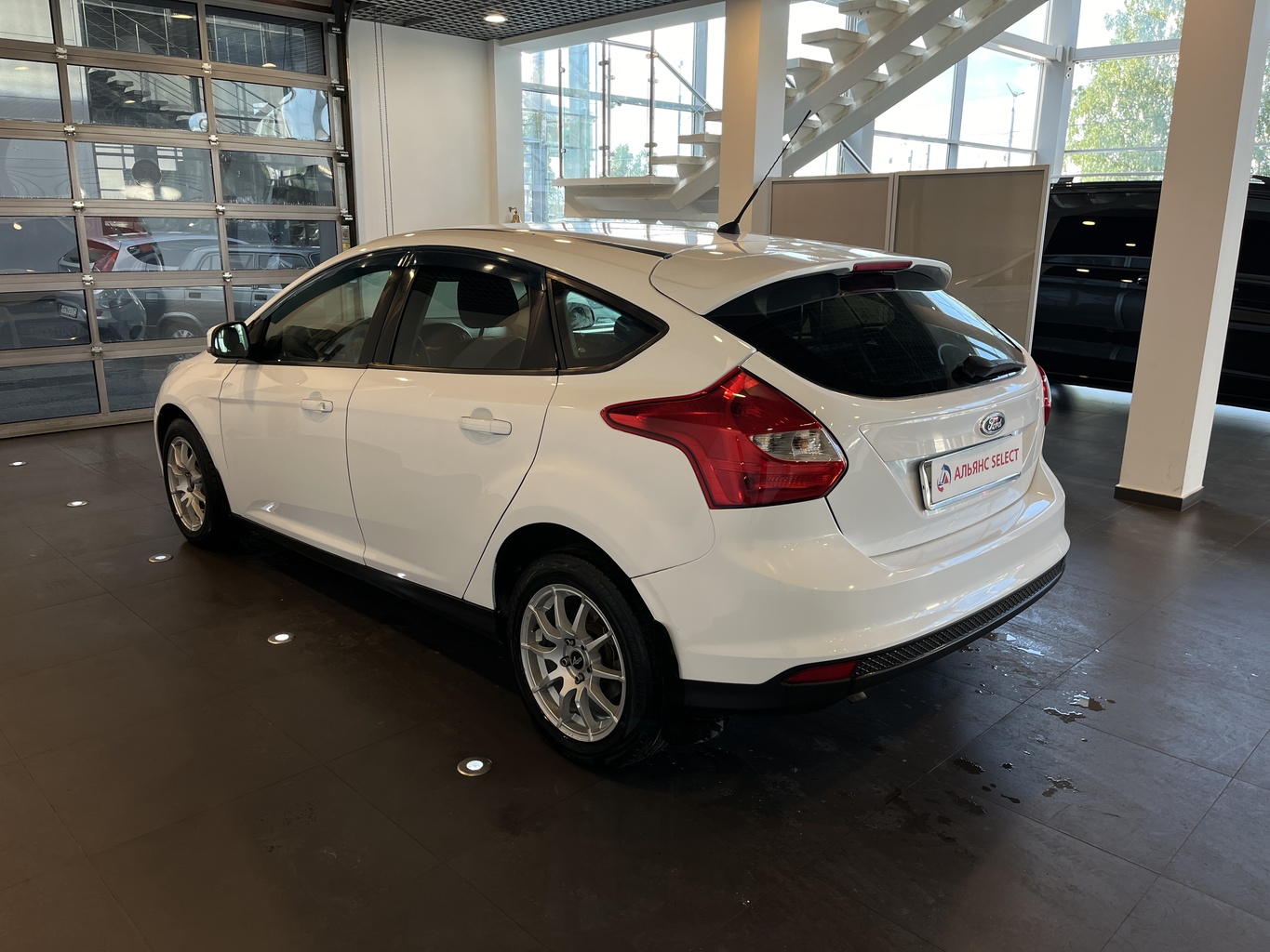FORD FOCUS