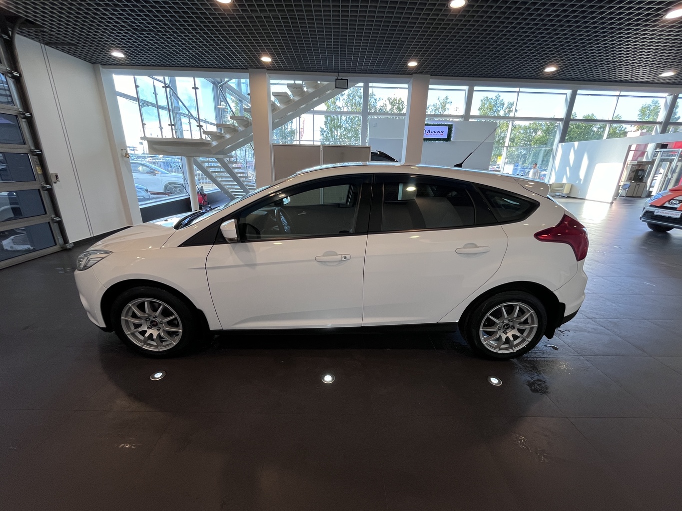 FORD FOCUS