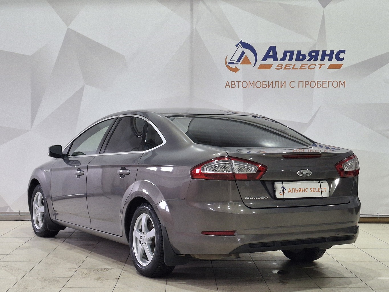 FORD MONDEO