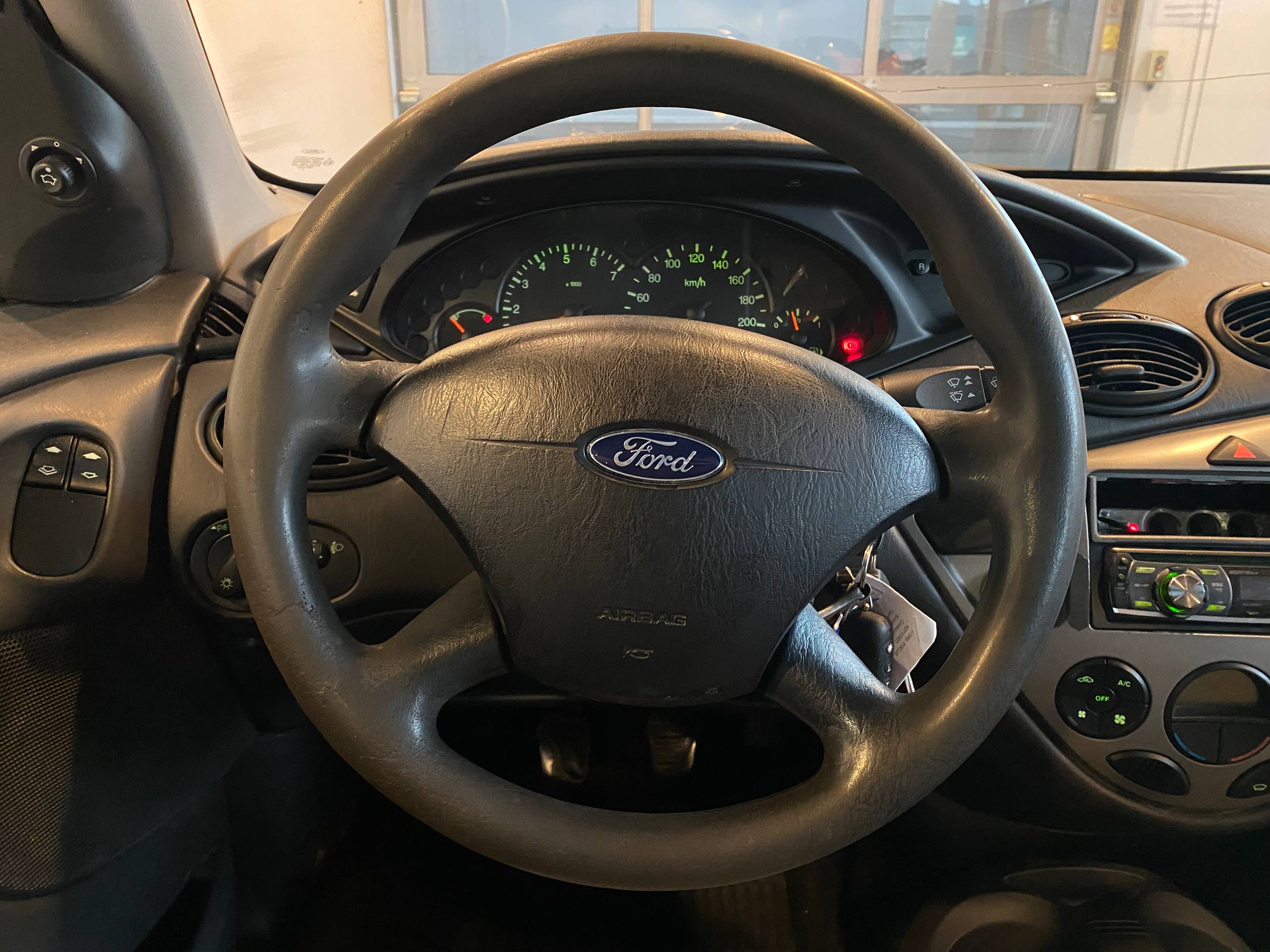 FORD FOCUS