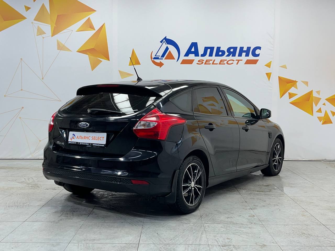 FORD FOCUS