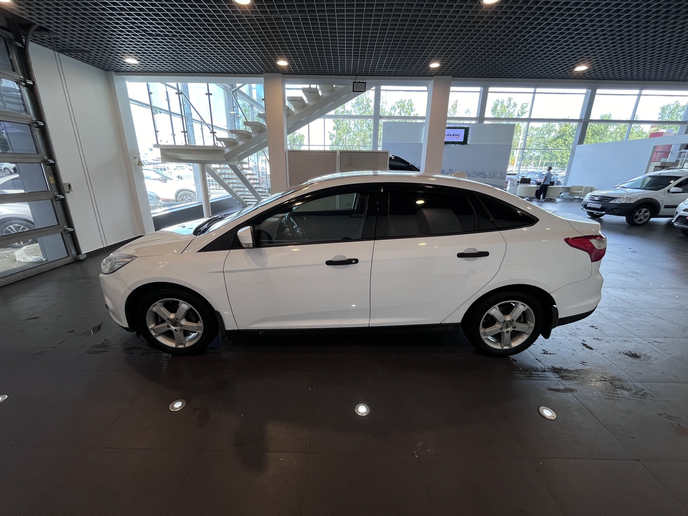 FORD FOCUS
