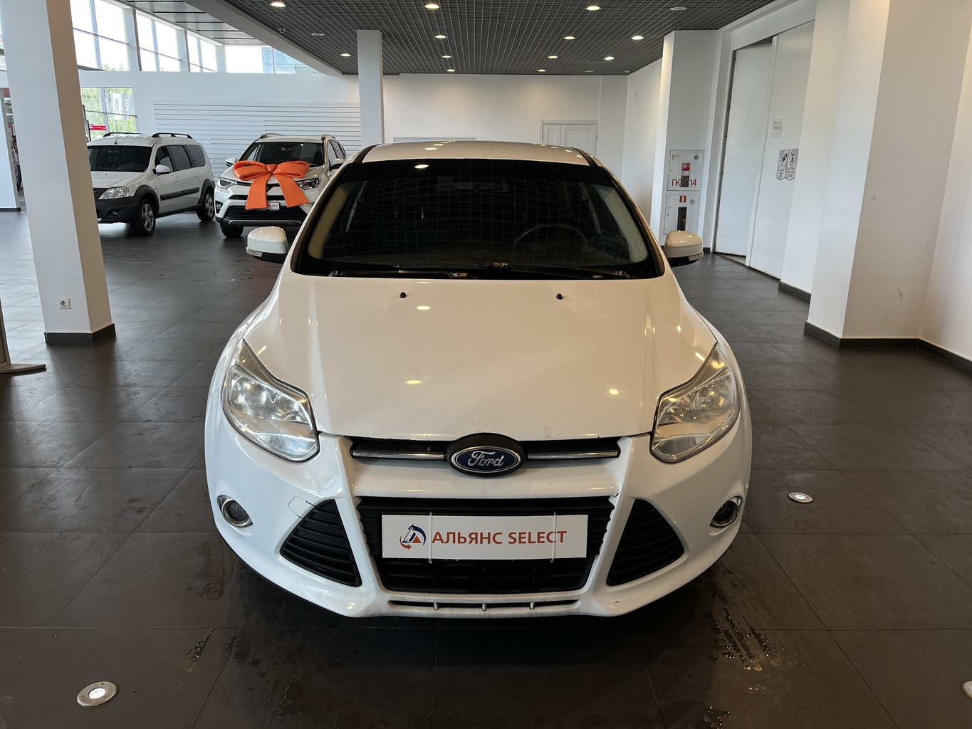 FORD FOCUS