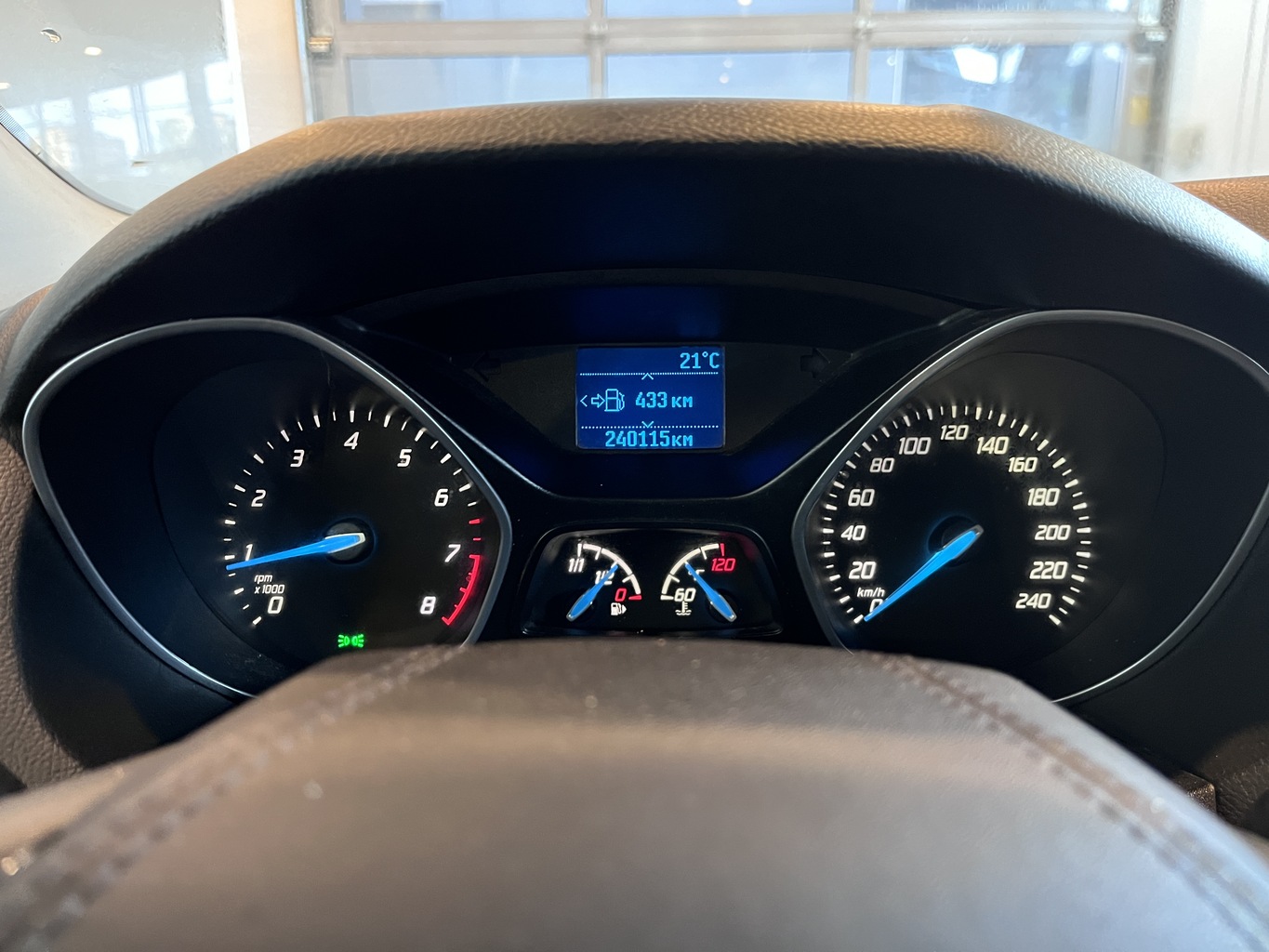 FORD FOCUS