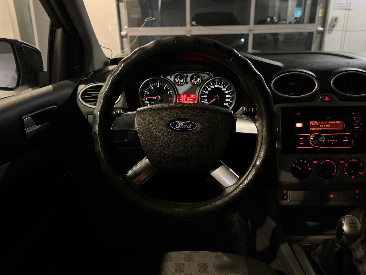 FORD FOCUS