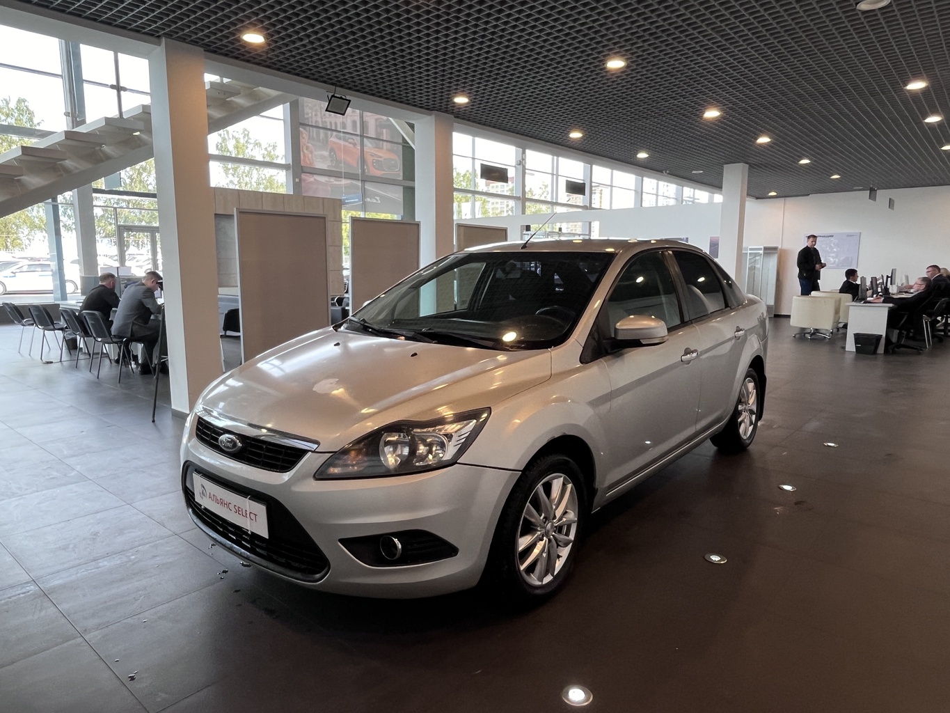 FORD FOCUS