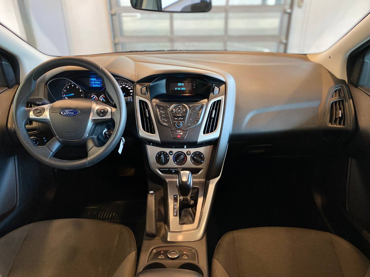 FORD FOCUS
