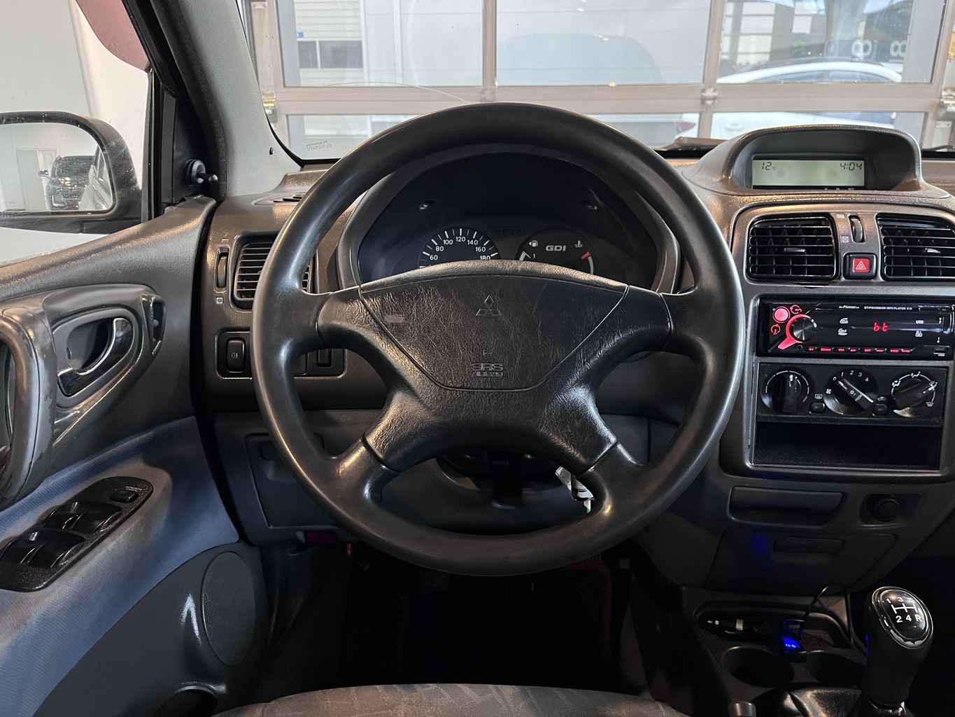 MITSUBISHI SPACE STAR