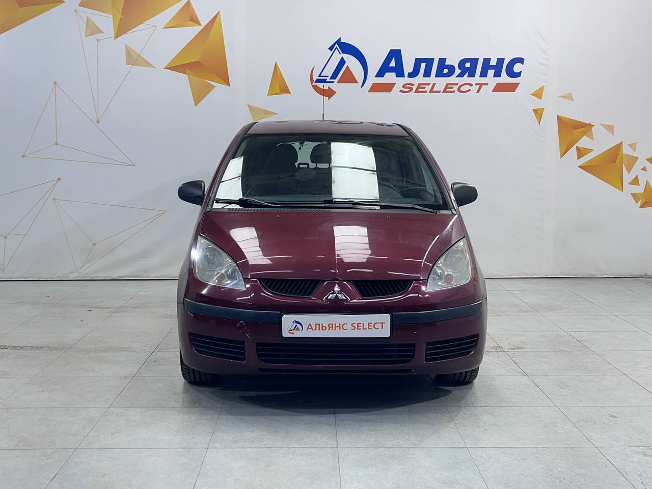 MITSUBISHI COLT