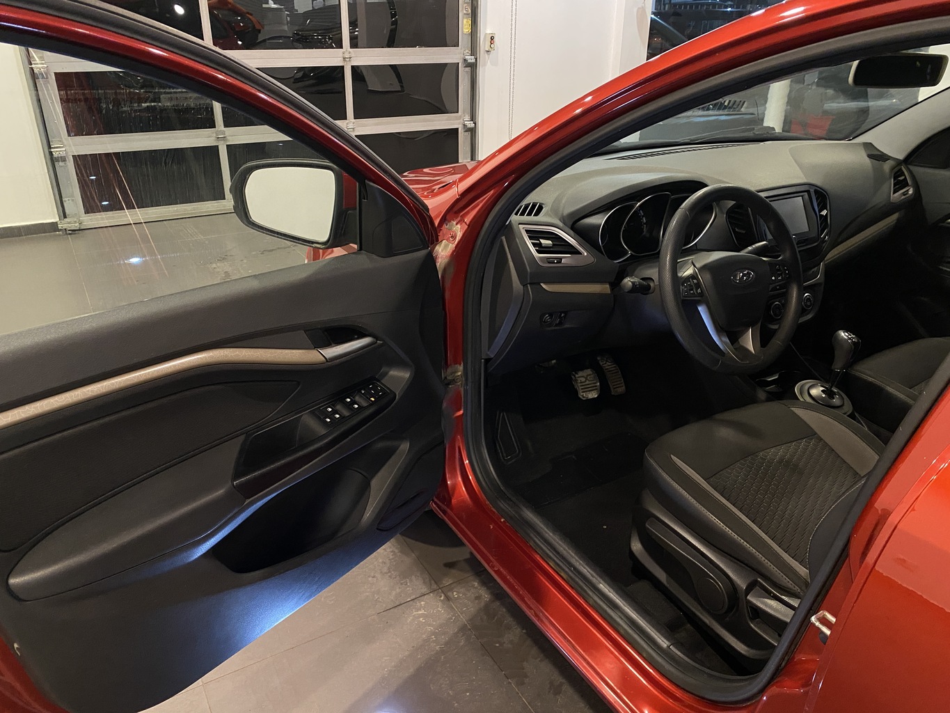 LADA VESTA
