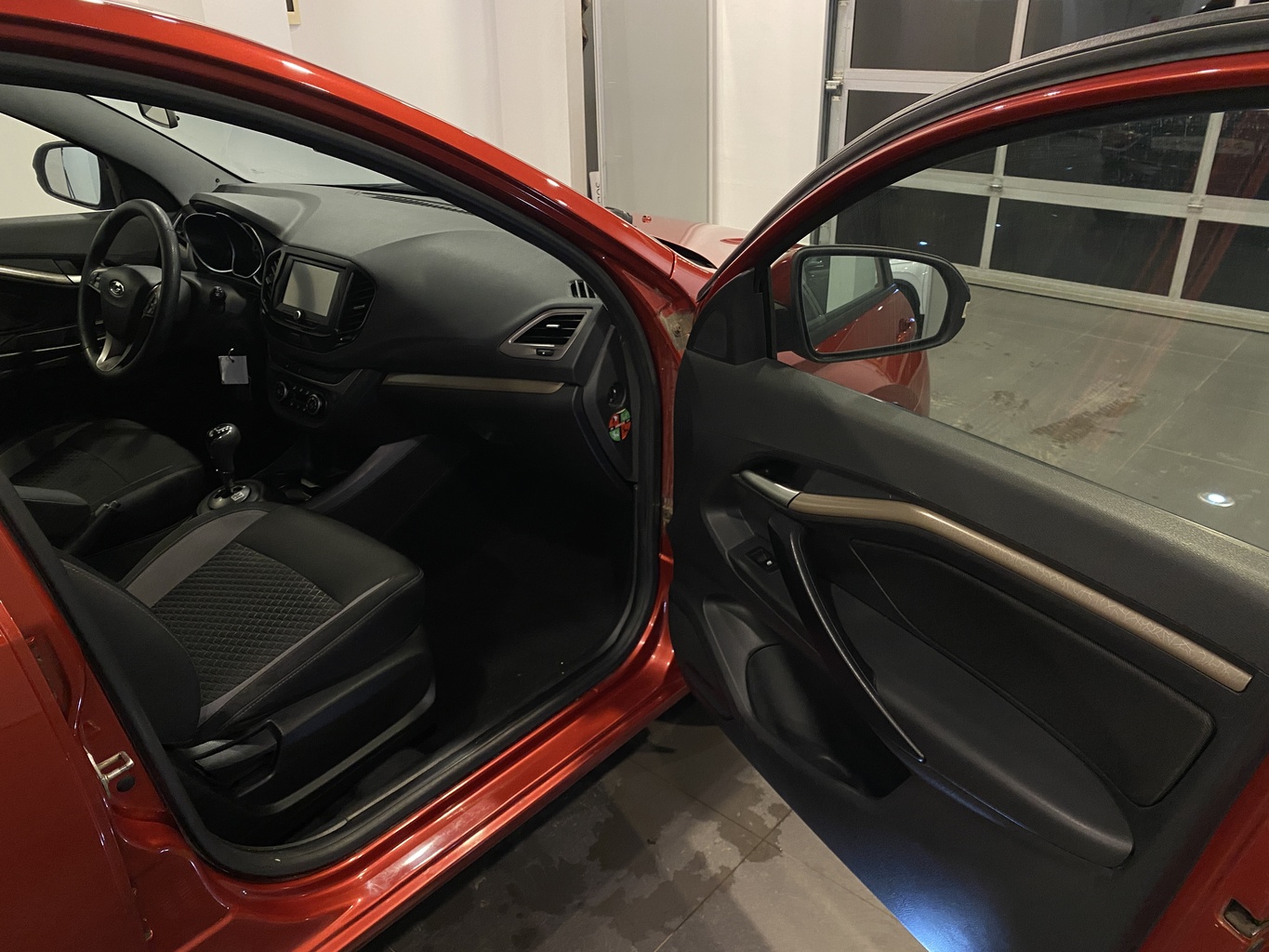 LADA VESTA