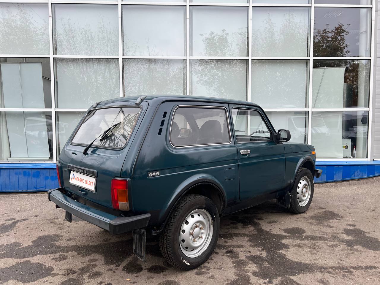 LADA 2121