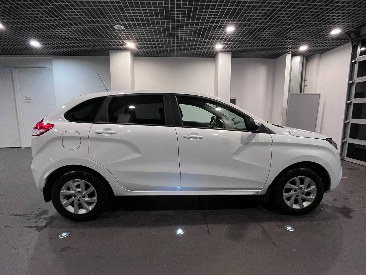 LADA XRAY