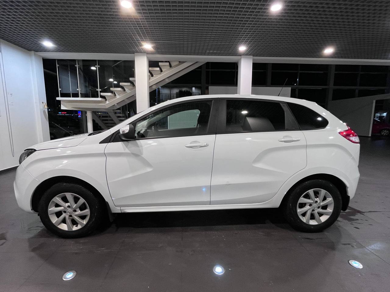 LADA XRAY