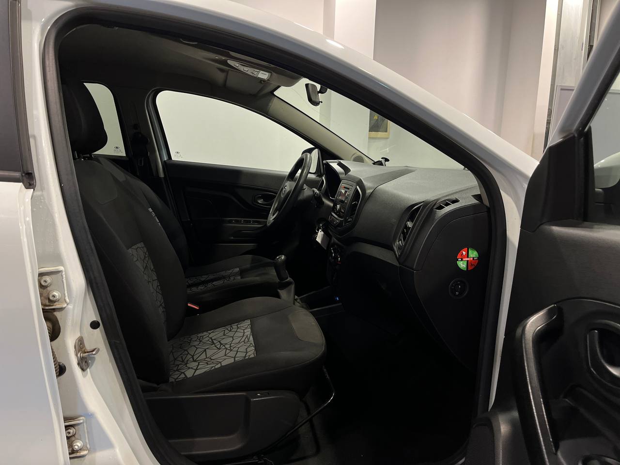 LADA XRAY
