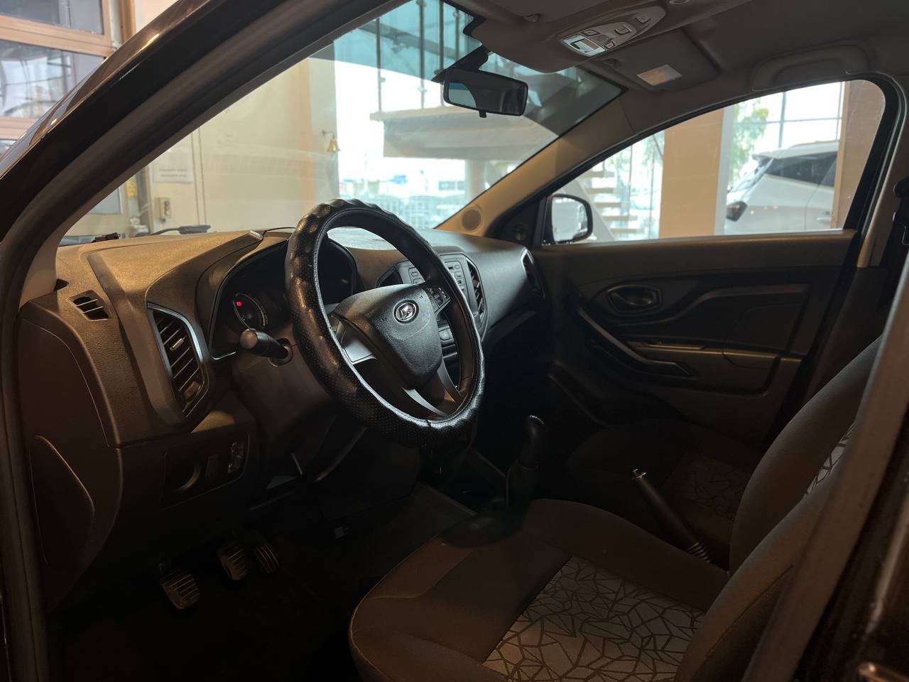 LADA XRAY