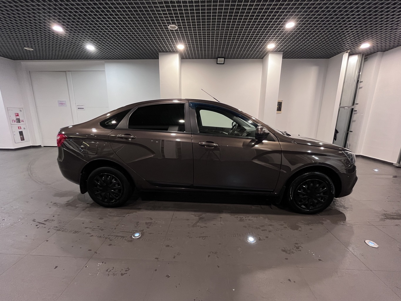 LADA VESTA