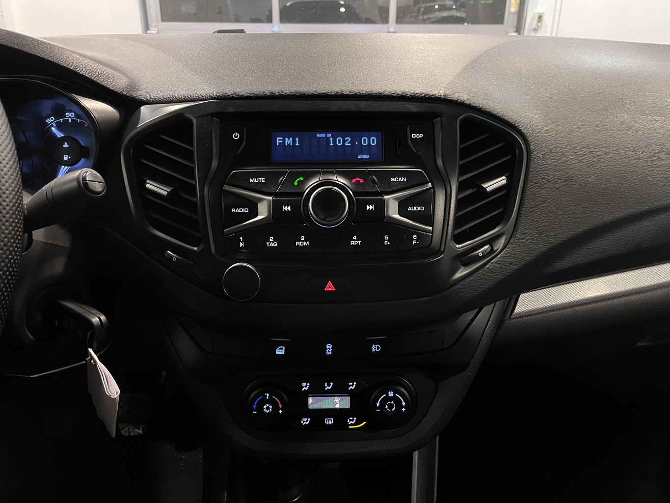 LADA VESTA