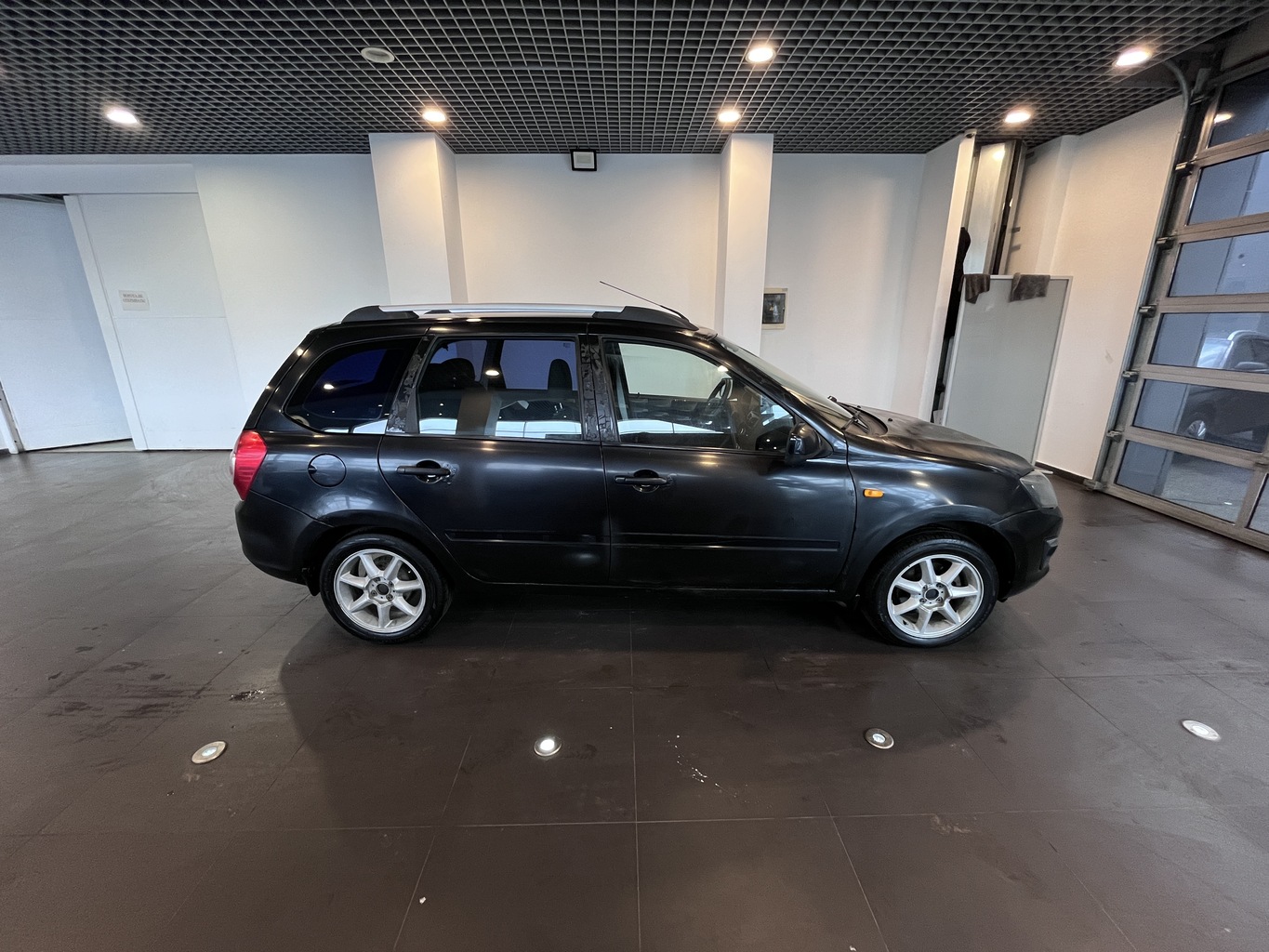 LADA KALINA