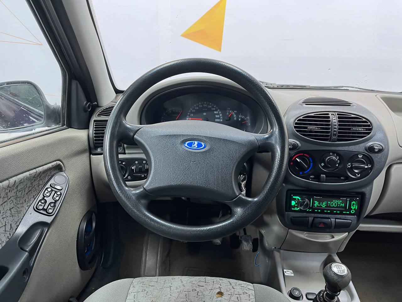 LADA KALINA
