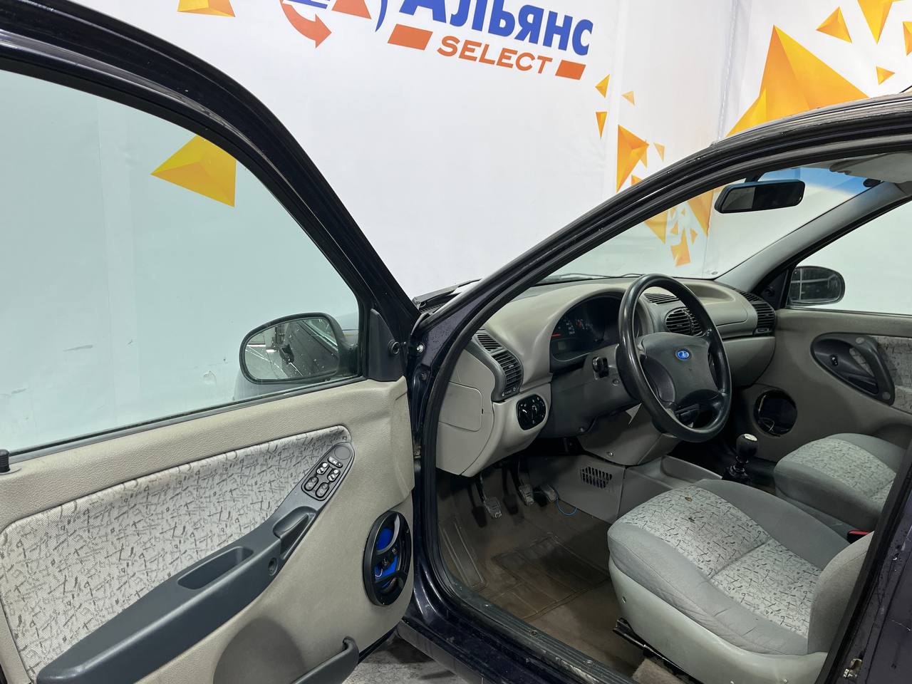 LADA KALINA
