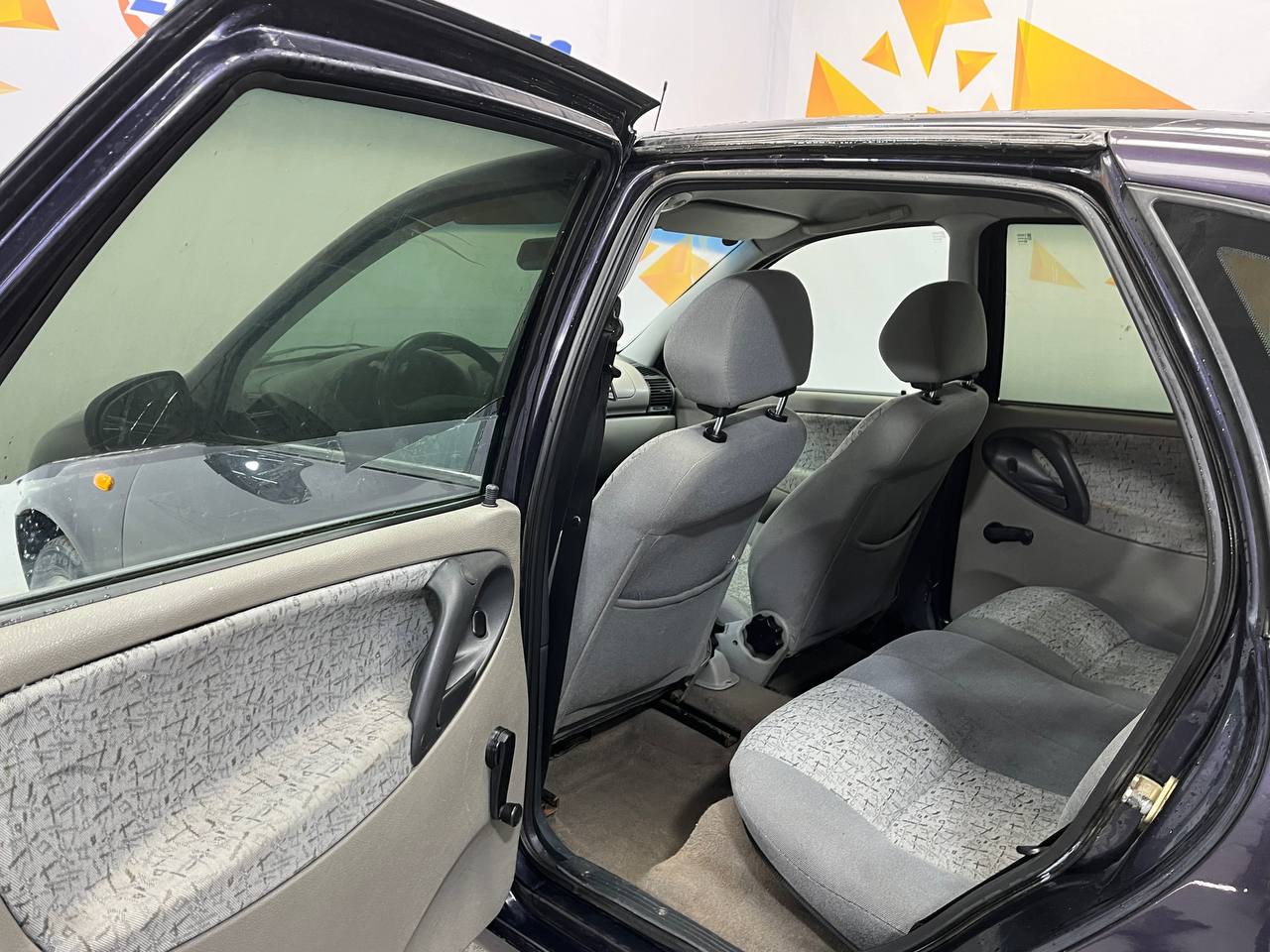 LADA KALINA
