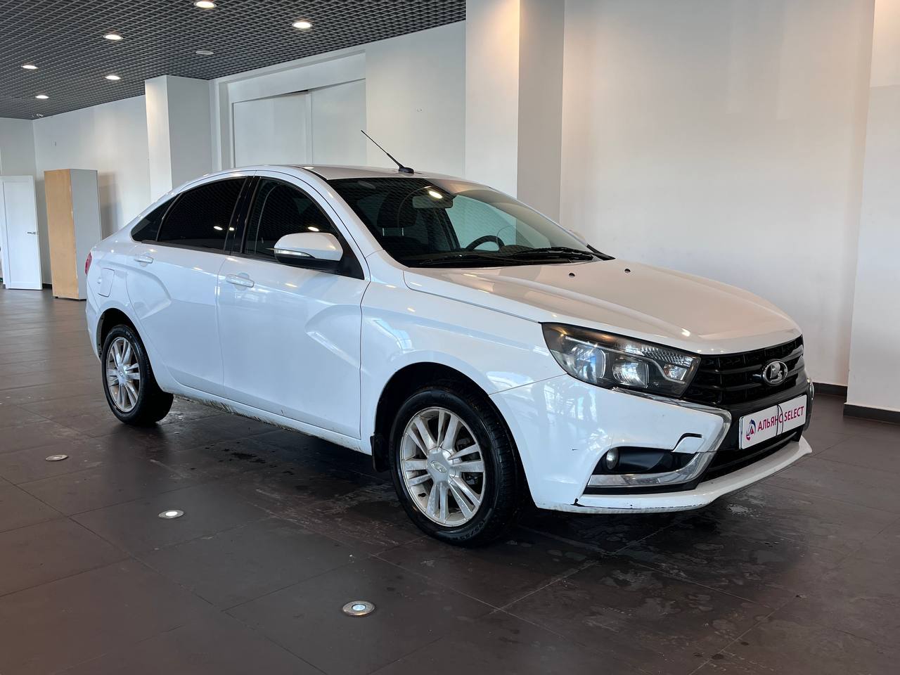LADA VESTA