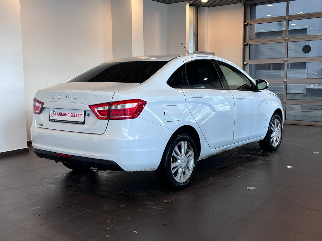 LADA VESTA