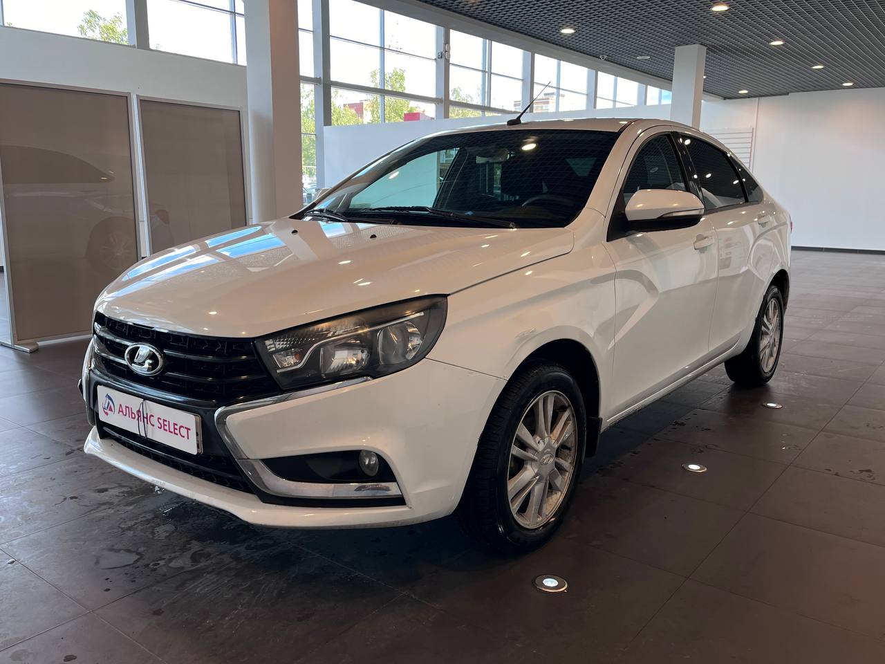 LADA VESTA
