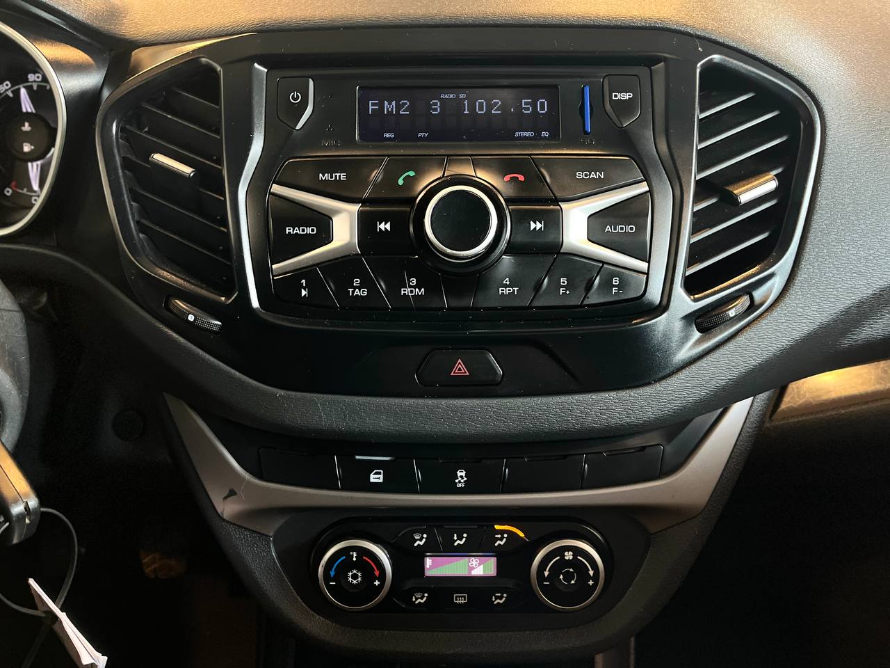 LADA VESTA