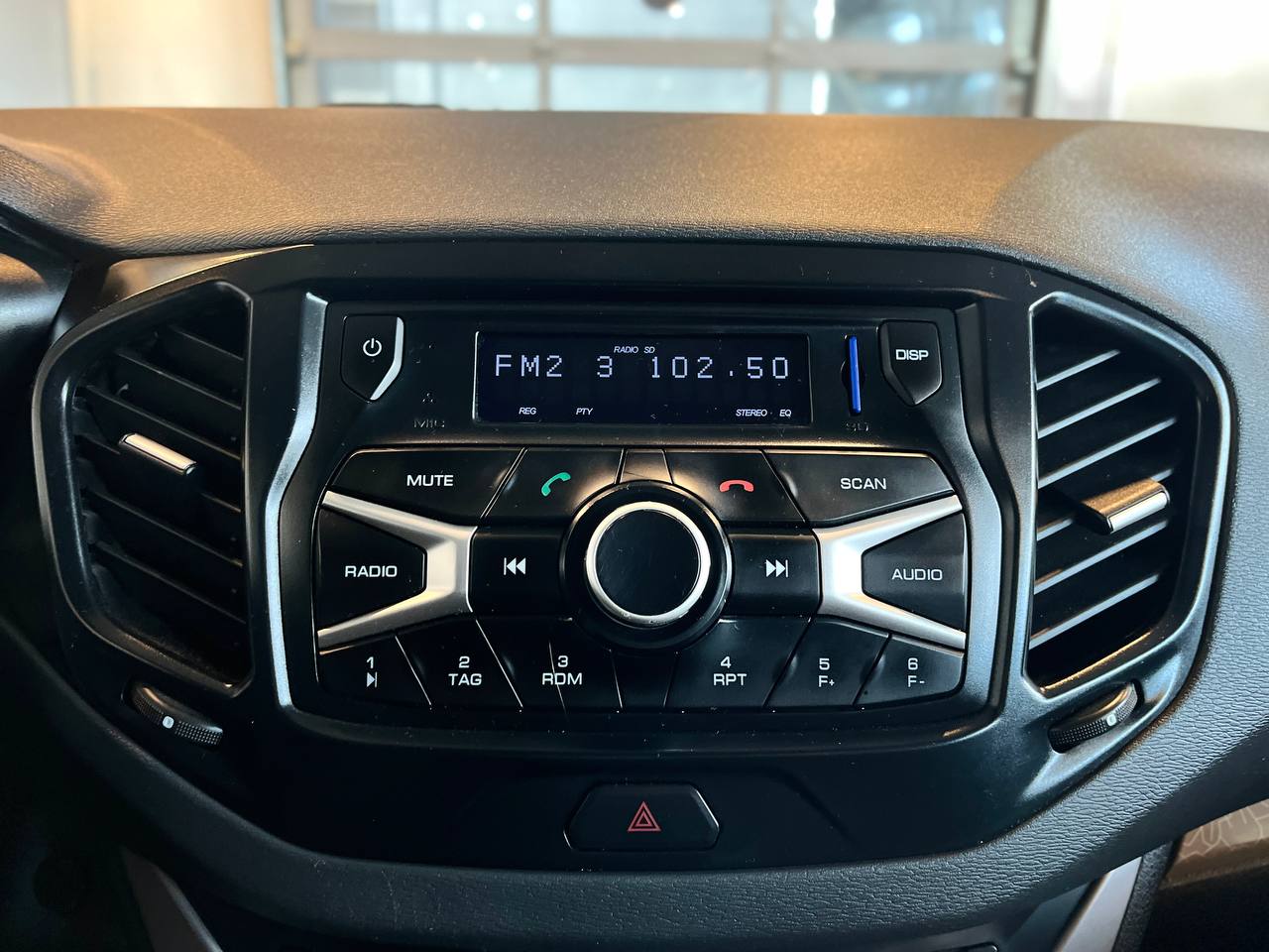 LADA VESTA