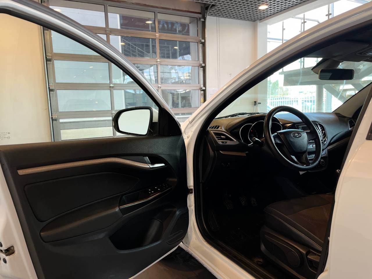 LADA VESTA