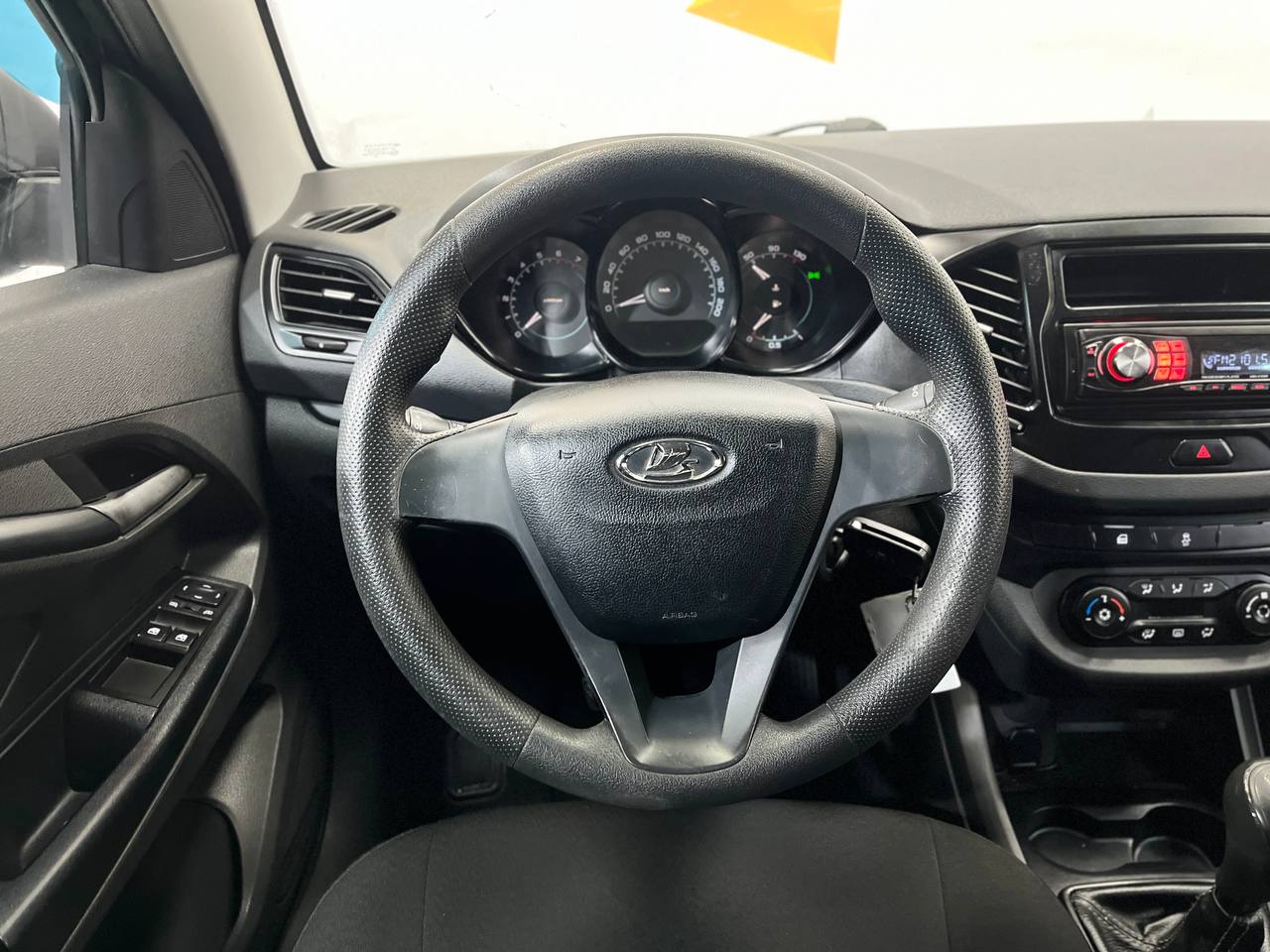 LADA VESTA