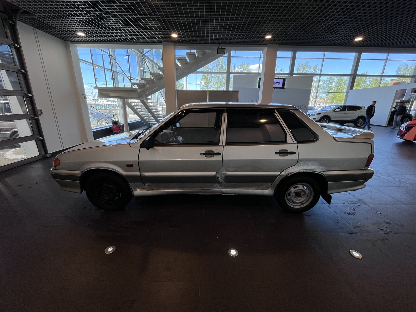 LADA 2115