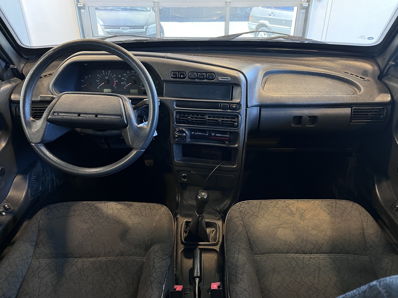 LADA 2115