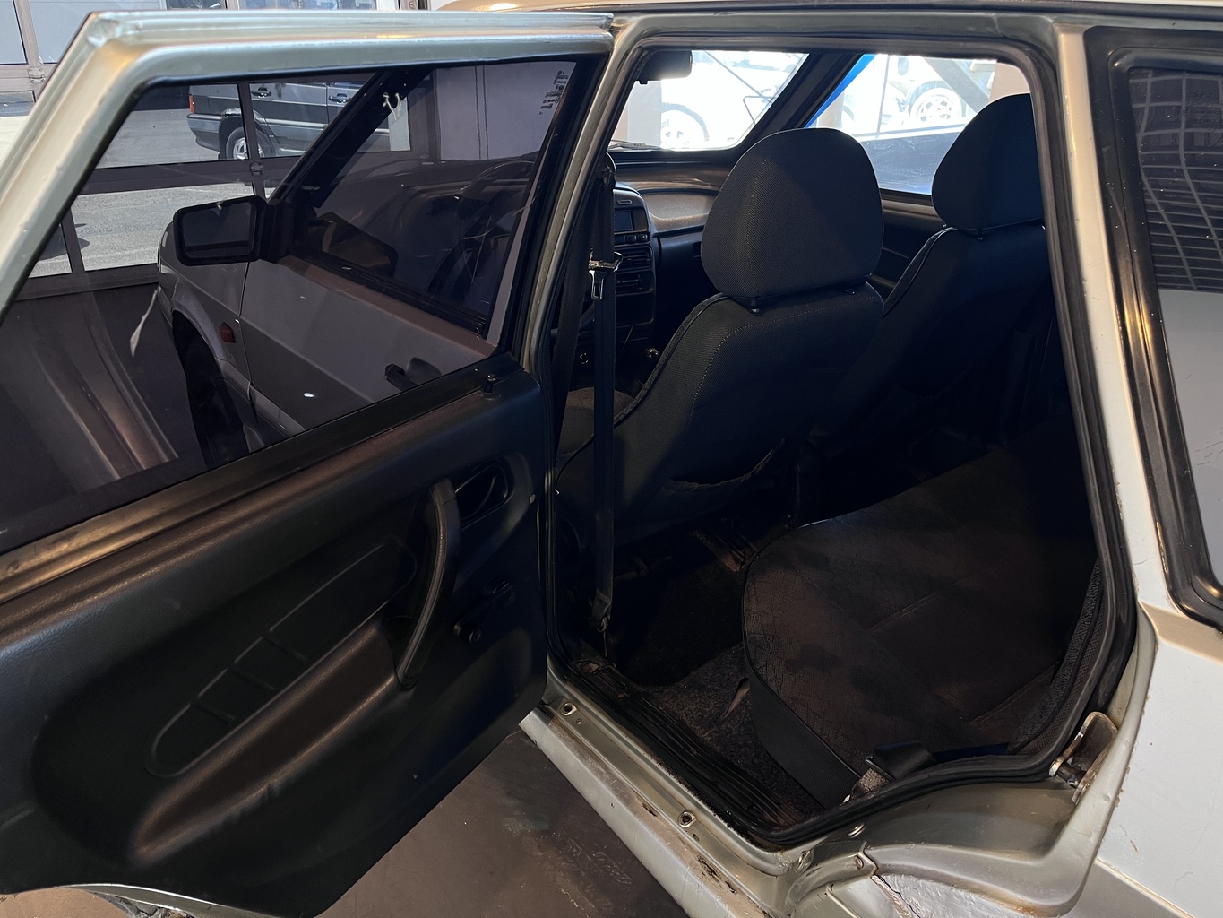 LADA 2115