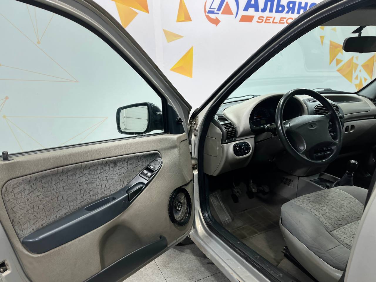 LADA KALINA