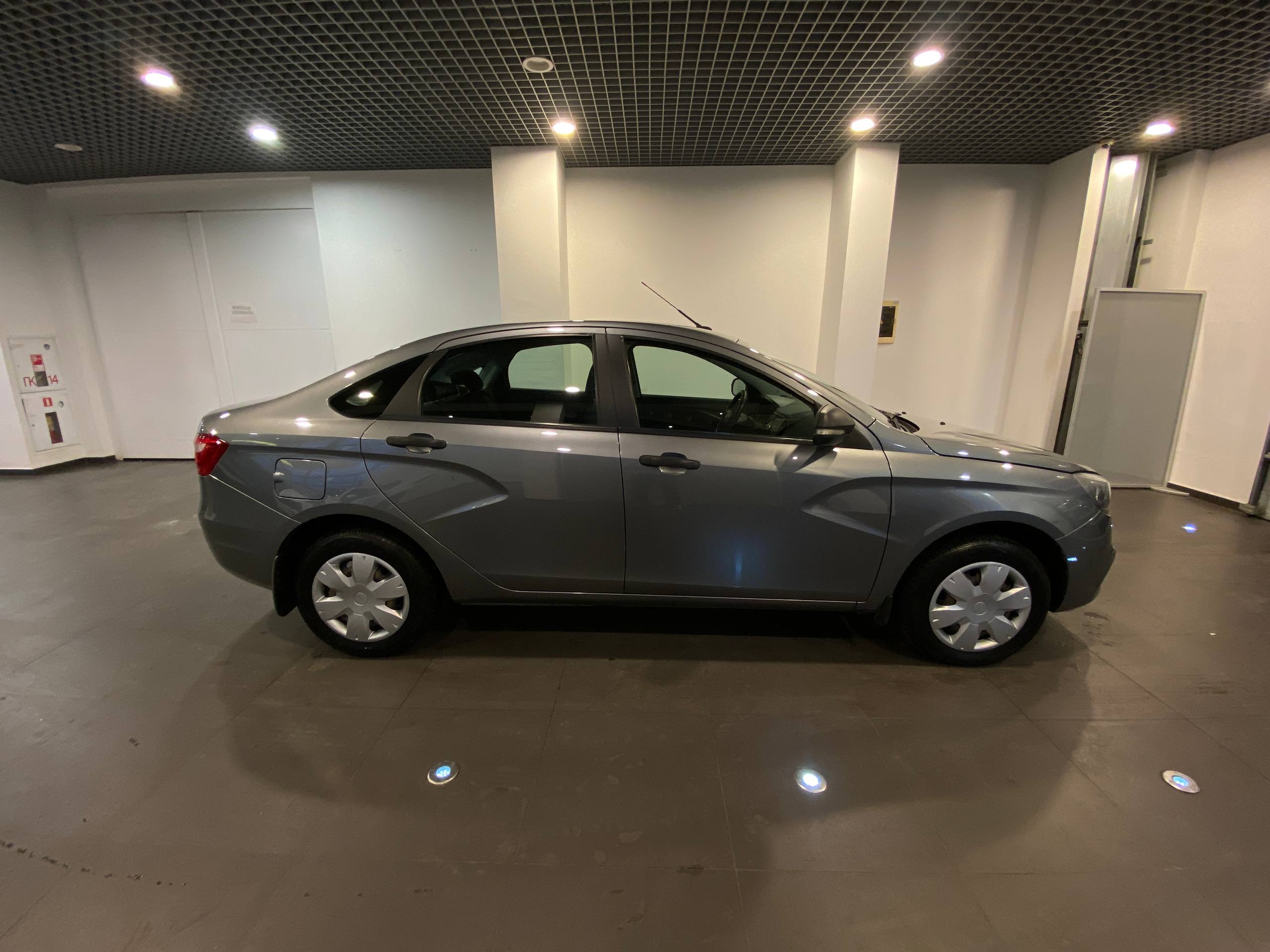LADA VESTA