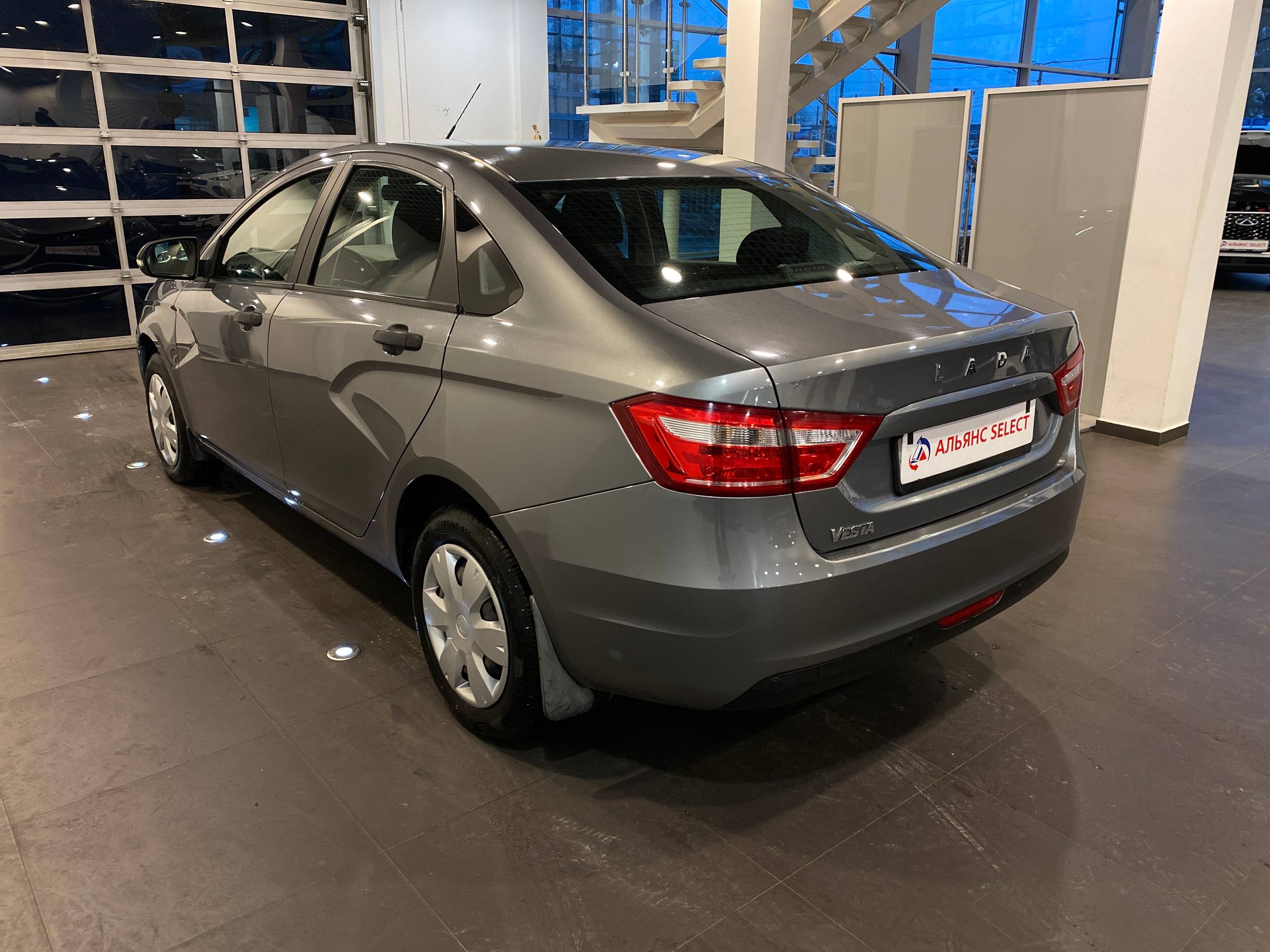 LADA VESTA