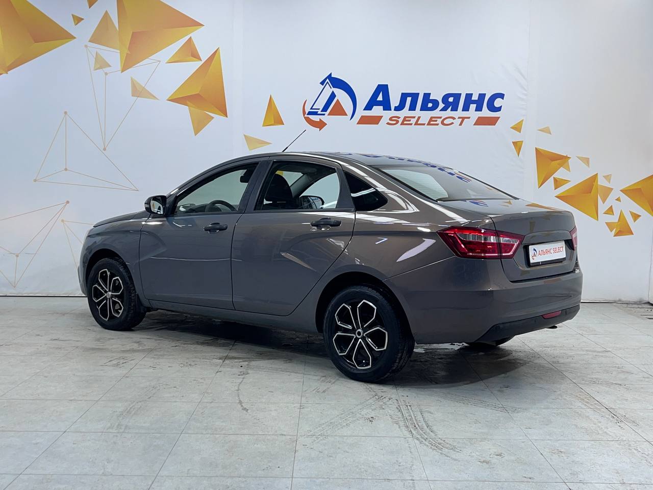 LADA VESTA
