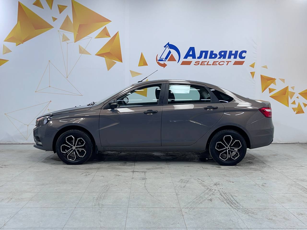 LADA VESTA