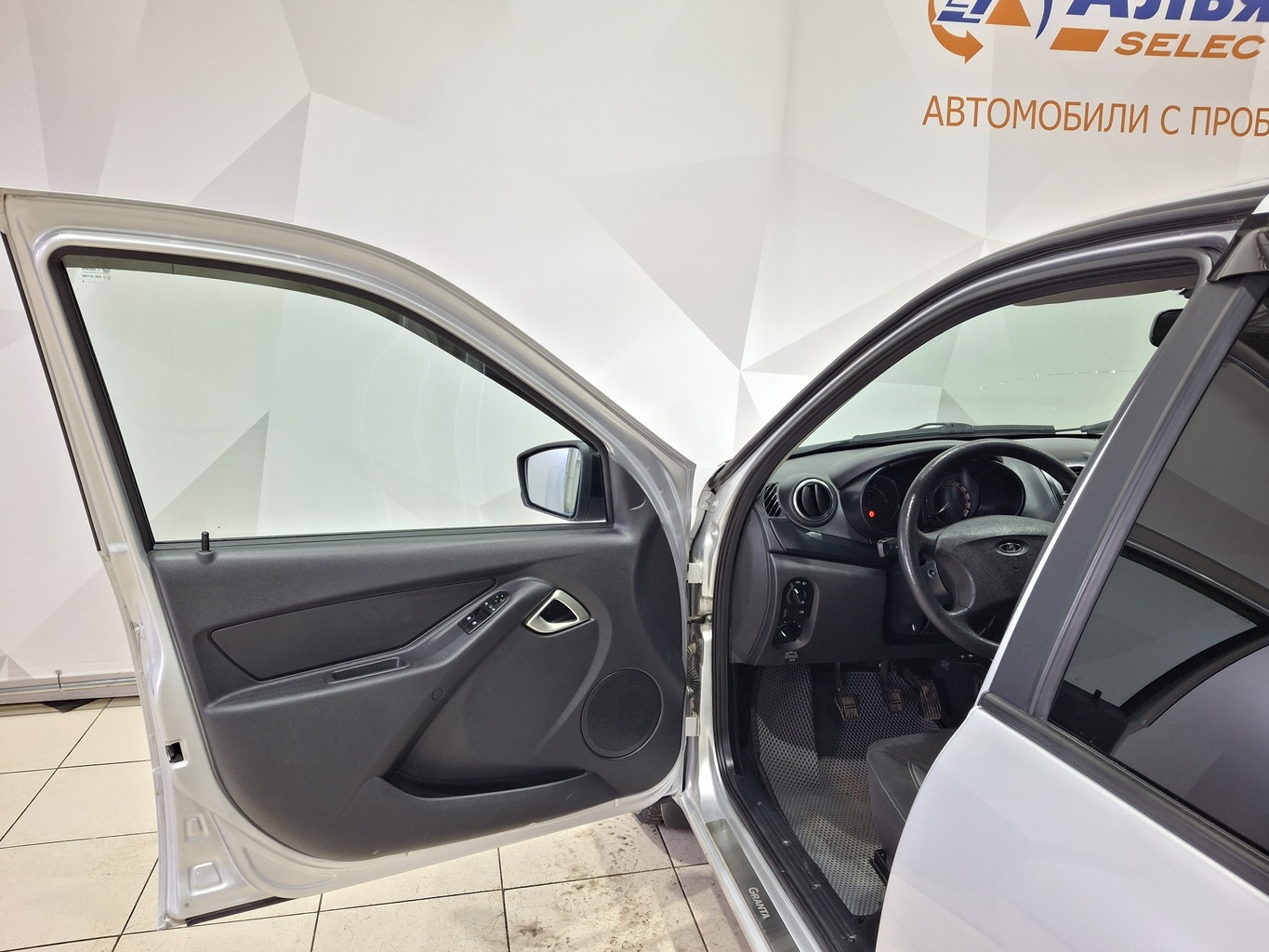LADA GRANTA
