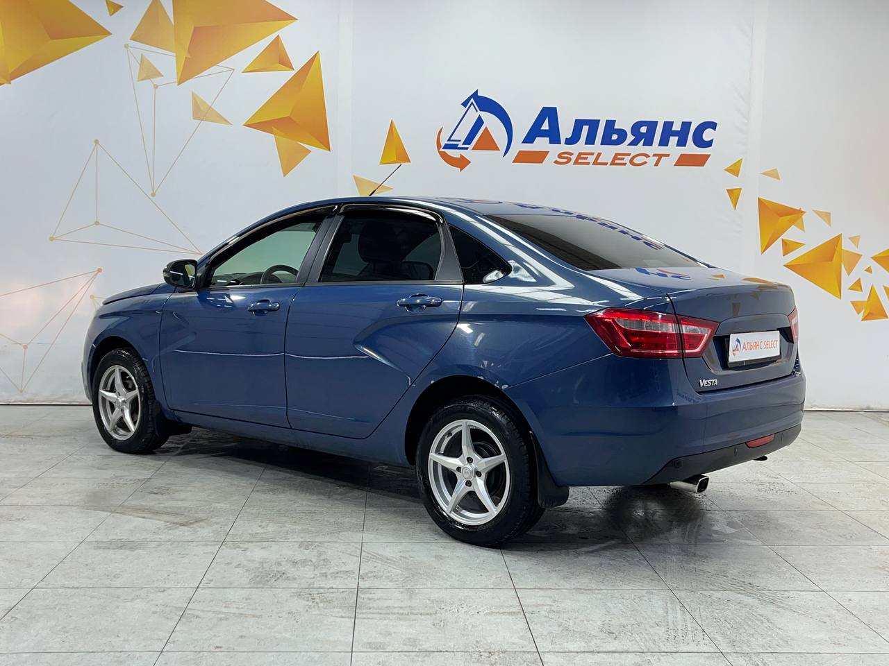 LADA VESTA