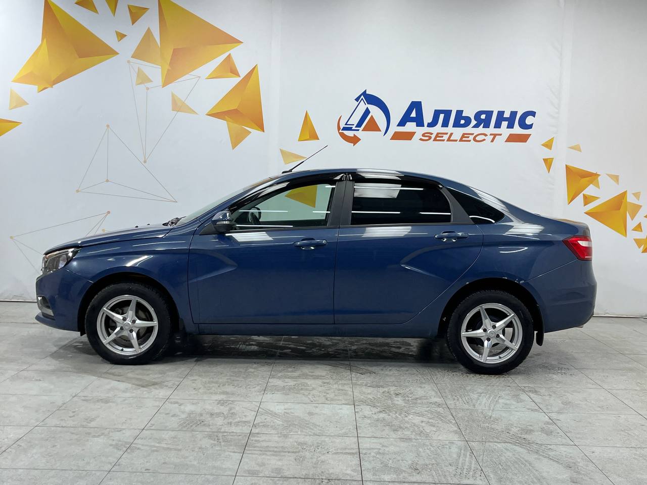 LADA VESTA