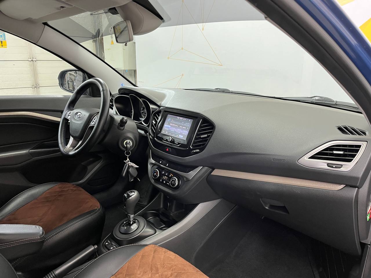 LADA VESTA